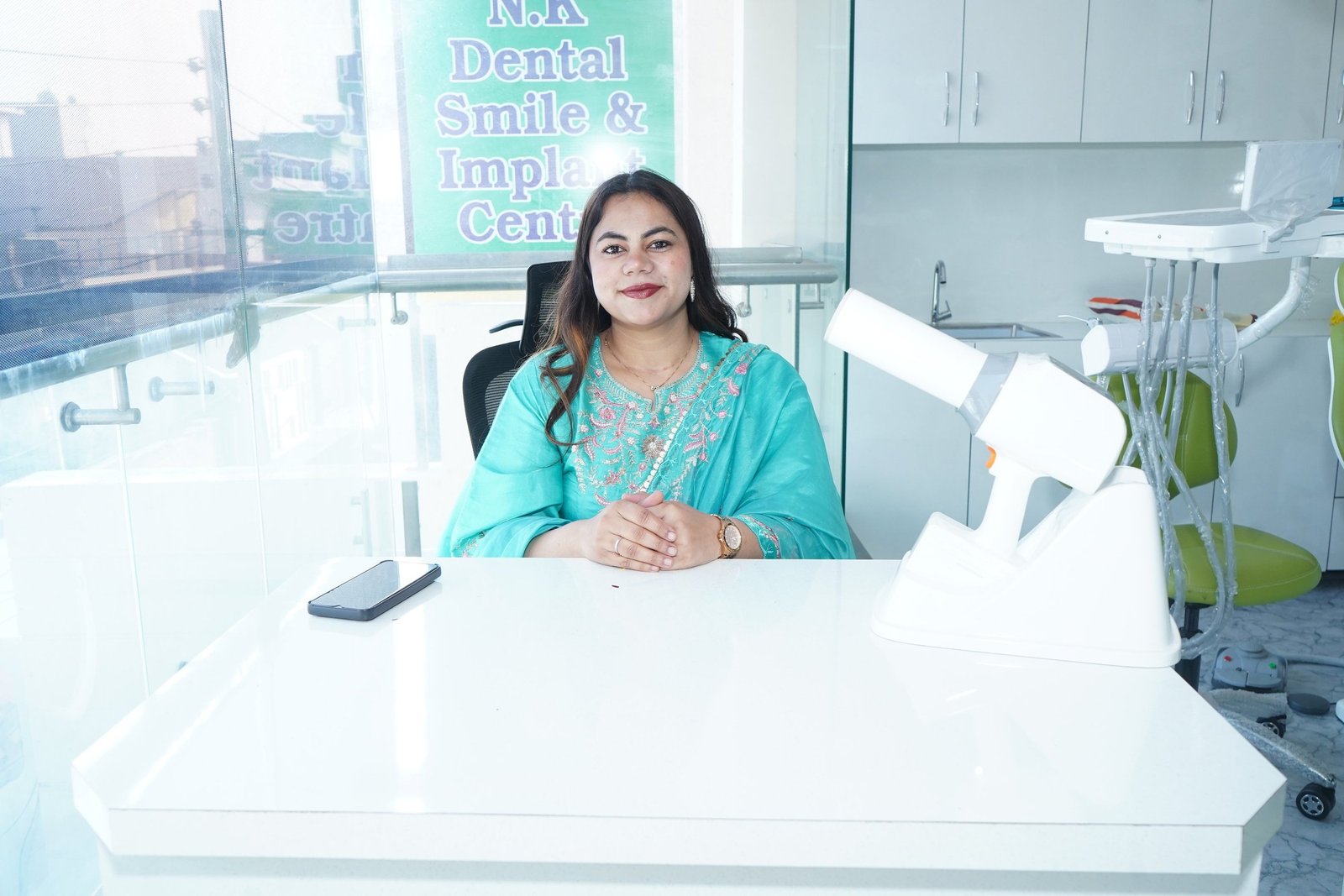 Dr. Amar